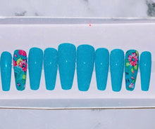 Load image into Gallery viewer, Aqua Blue Flower Press on Nails|NailzFirst
