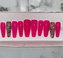 Load image into Gallery viewer, Pink Flower Press on Nails|NailzFirst
