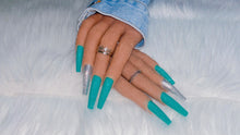 Load image into Gallery viewer, Tiffany Blue and Silver Glitter Press on Nails|Nailz First
